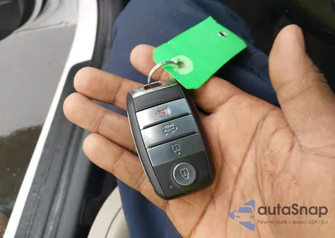 2018 Kia Optima Ex z USA, uszkodzony, nr VIN 5XXGU4L31JG213765